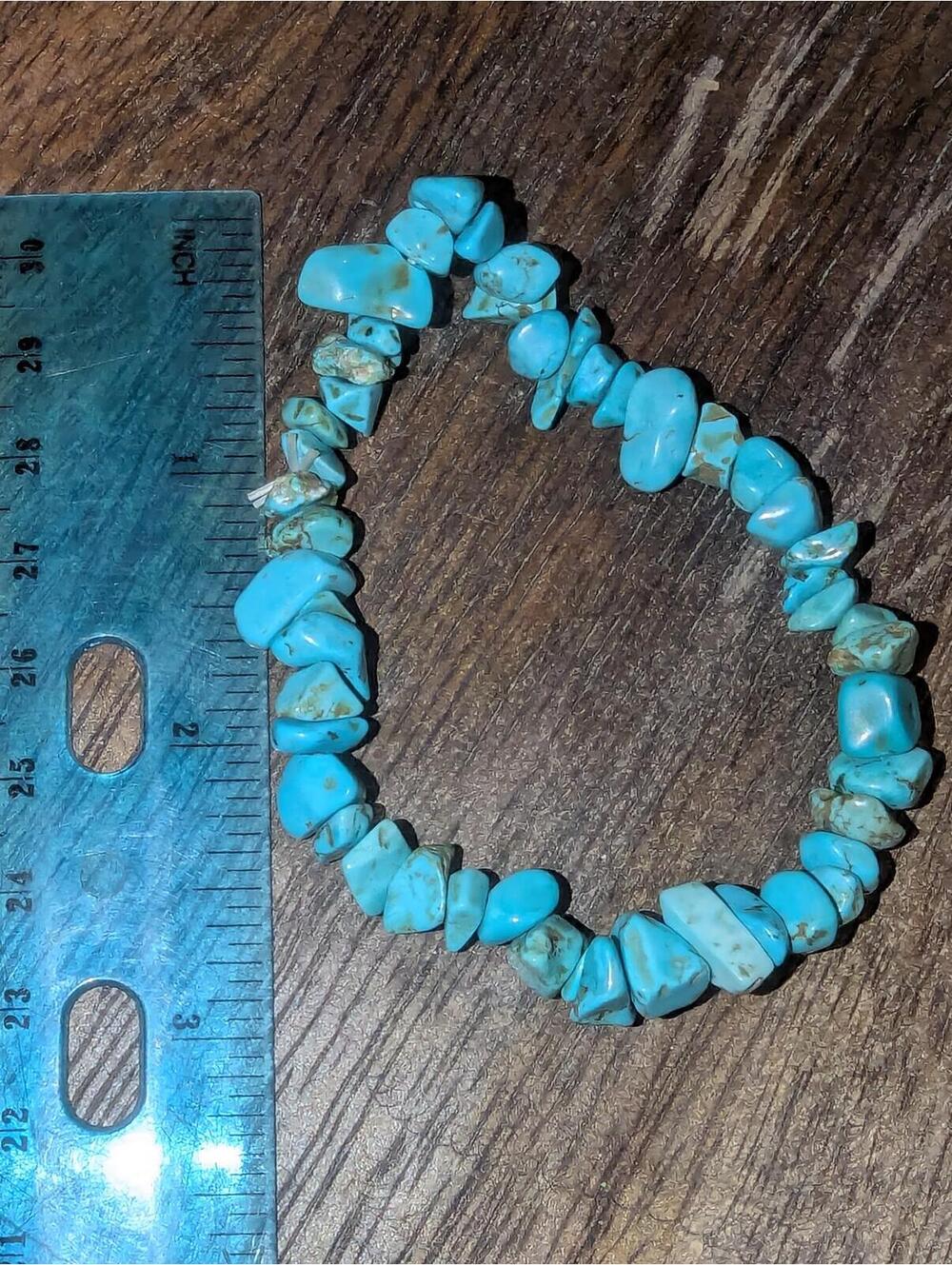 Turquoise Chip Beaded Stretch Bracelet